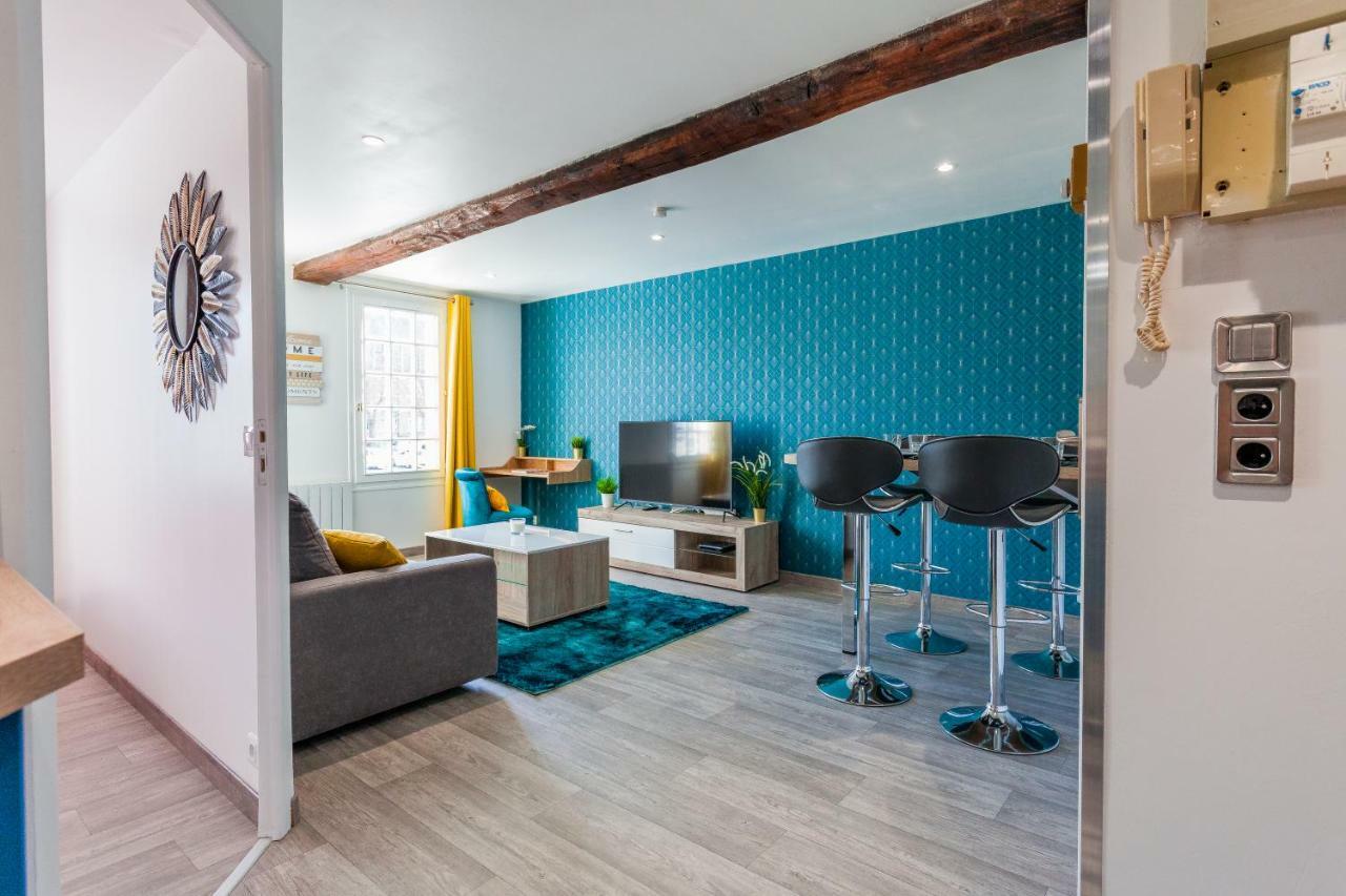 Appartamento Nid douillet moderne face à la Cathédrale Amiens Esterno foto